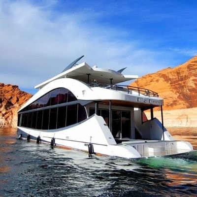 bravada-yachts-atlas-v-series