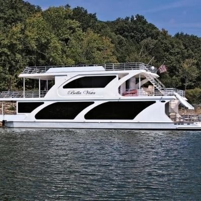 stardust-cruisers-houseboat