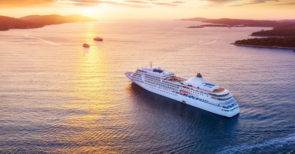 Cruise Ship