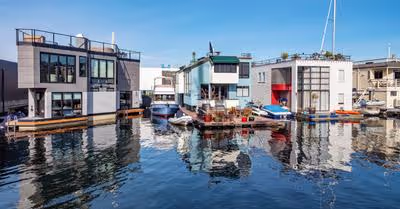 How are Houseboats Different From Other Houses?