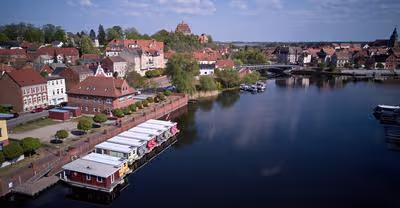 Where To Rent A Houseboat