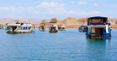 How To Plan A Houseboat Vacation